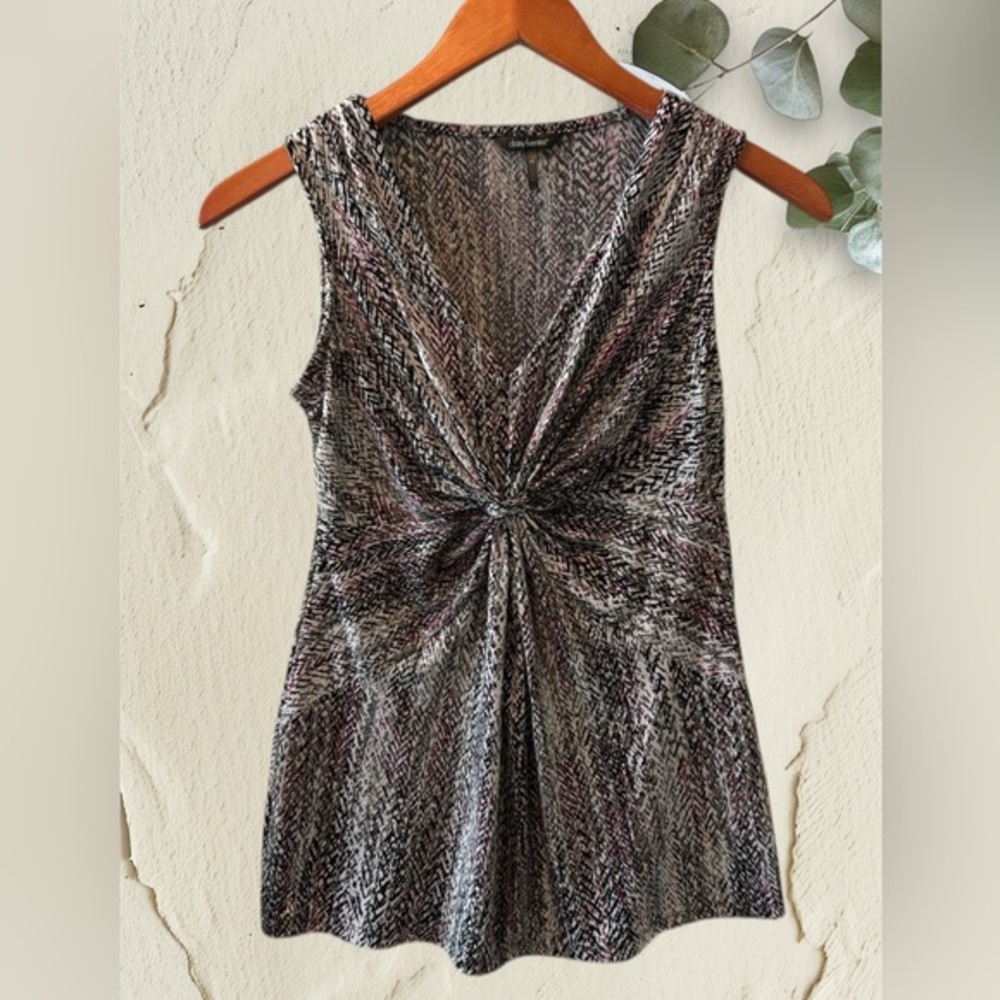 Women’s DAISY FUENTES Sleeveless Blouse Size XS